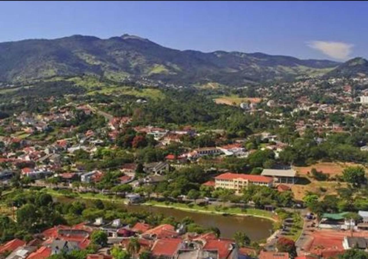 Pousada Montanha Da Pedra Grande Atibaia Eksteriør billede